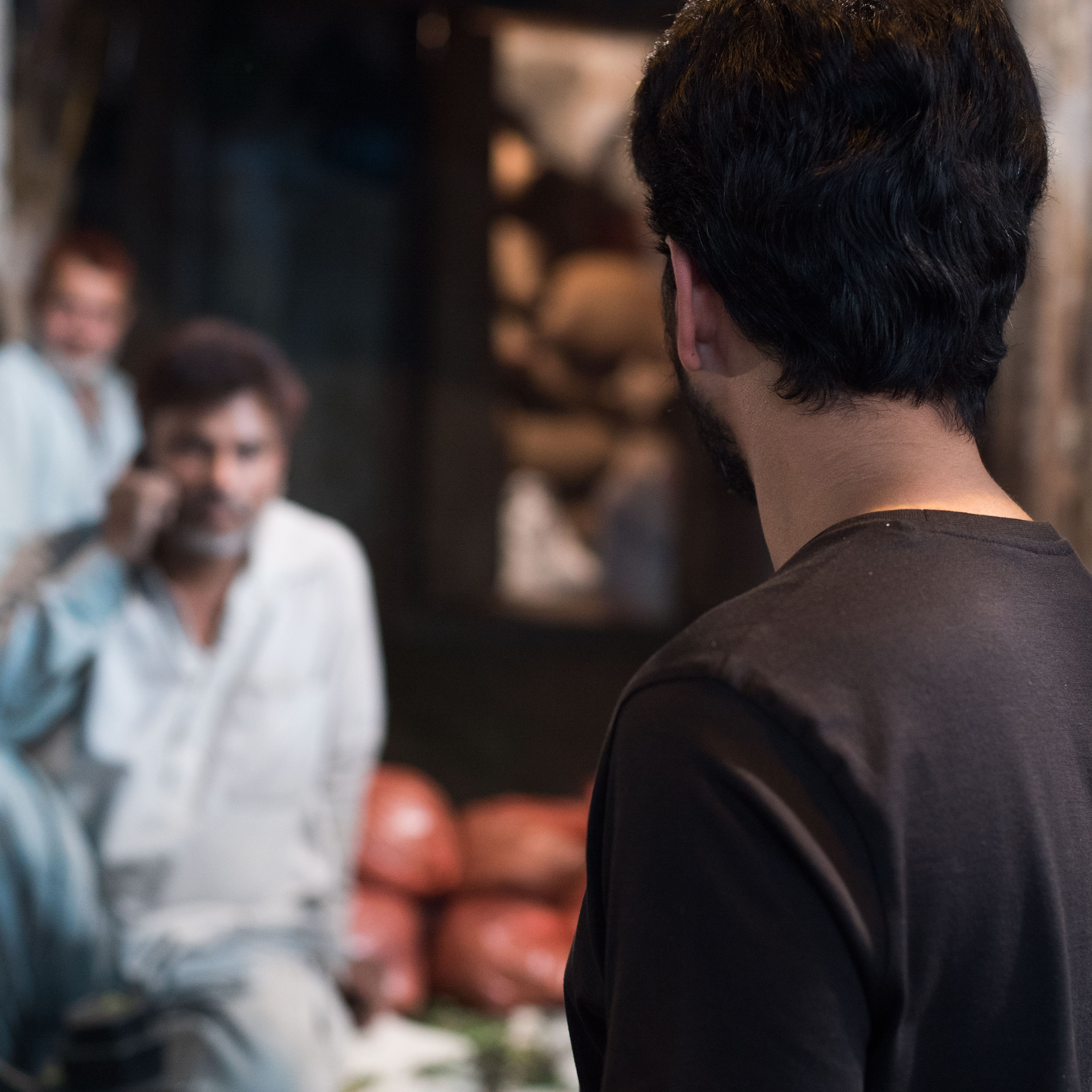 Saif spots a vegetable vendor.